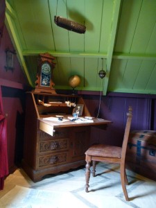 Wyllie Cottage - upstairs study